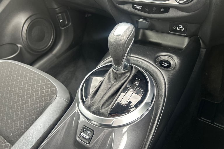 2024 Nissan Juke 1.6 Hybrid N-Connecta 5dr Auto Hatchback Hybrid Automatic