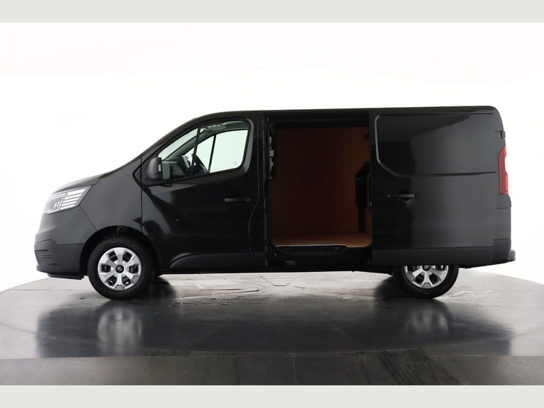 2025 Renault Trafic SL30 Blue dCi 130 Advance [Safety] Van PANEL VAN DIESEL Manual