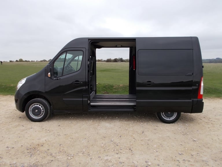 2017 RENAULT MASTER MM33 6 DOOR WHEELCHAIR ACCESSIBLE DISABLED MOBILITY MINIBUS