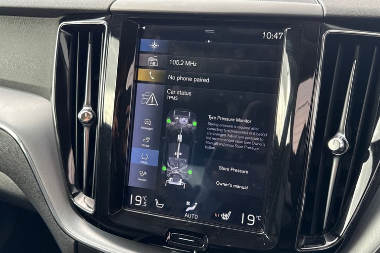 2019 Volvo XC60 2.0 B4 MHEV Momentum Auto AWD Euro 6 (s/s) 5dr SUV DIESEL Automatic