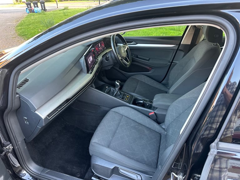 2021 Volkswagen Golf 2.0 TDI Life 5dr ESTATE Diesel Manual