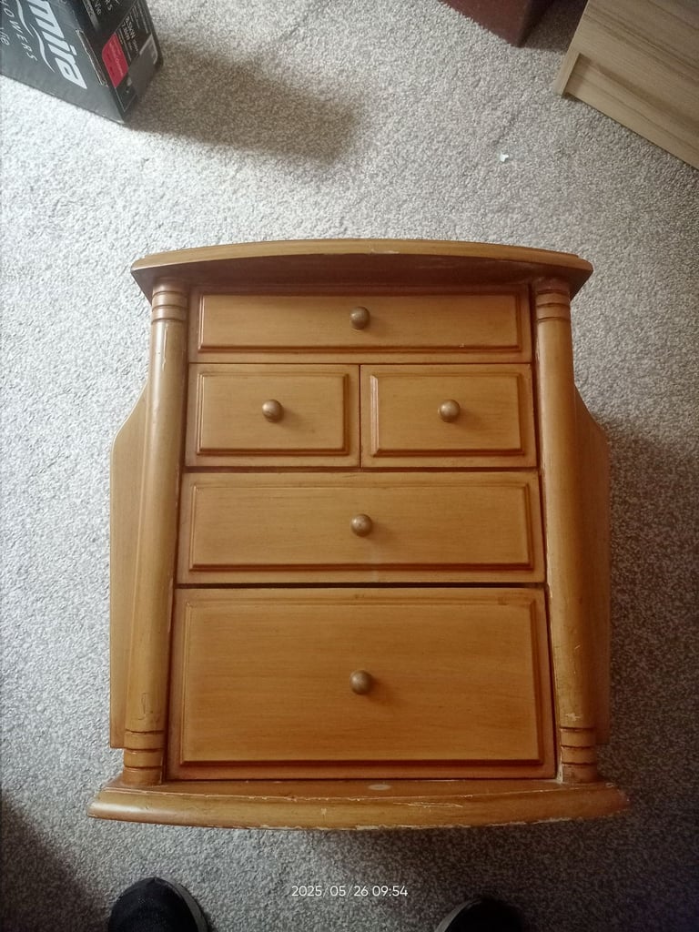 image for Small Chest of Drawer