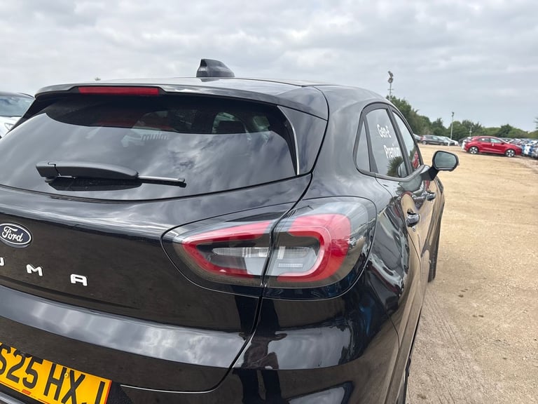 2025 Ford Puma Puma Gen-E Premium 5 Door 43 kWh Standard Range 1 Speed Automatic 5 Door ELECTRIC ...