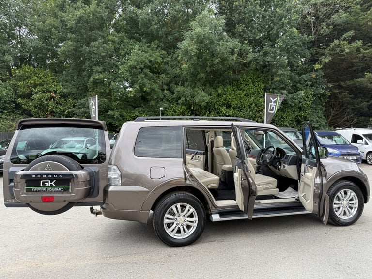 2013 Mitsubishi Shogun 3.2 DI-DC [197] SG3 5dr Auto ESTATE DIESEL Automatic