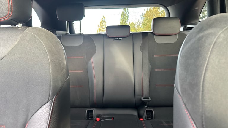 2021 Mercedes-Benz GLA 220d 4Matic AMG Line 5dr Auto Diesel Hatchback Hatchback Diesel Automatic