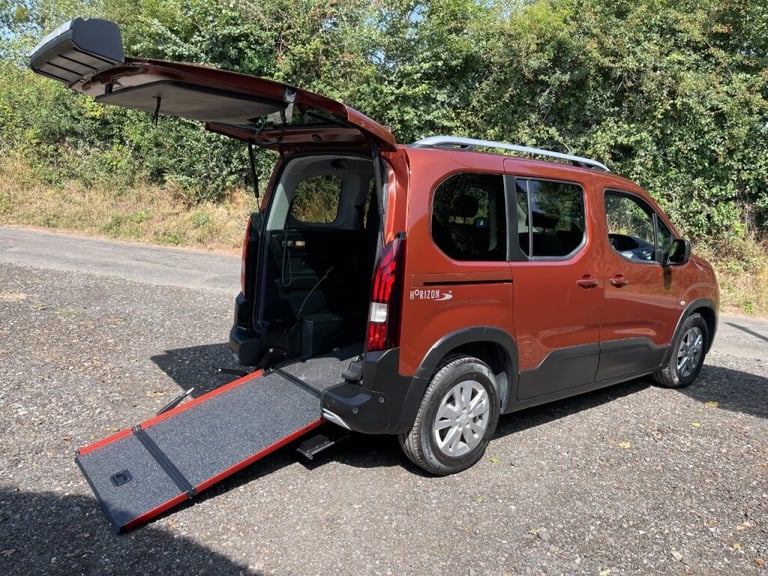  Peugeot Rifter 1.2 PureTech 130 Allure Premium 5dr AUTOMATIC WHEELCHAIR