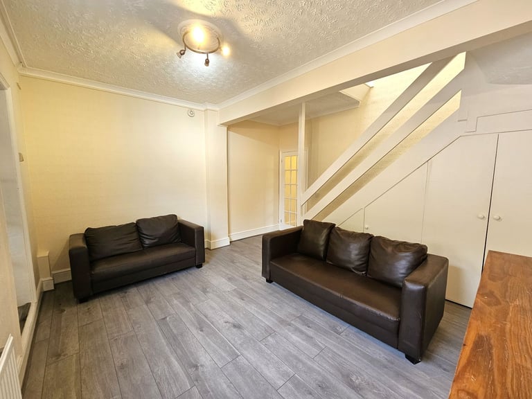 Charming four bedroom house to rent in Neasden