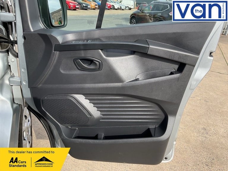 2023 Renault Trafic 2.0 dCi Blue SL28 Business Panel Van 5dr Diesel Manual L1 H1 Euro 6 (s/s) ( P...