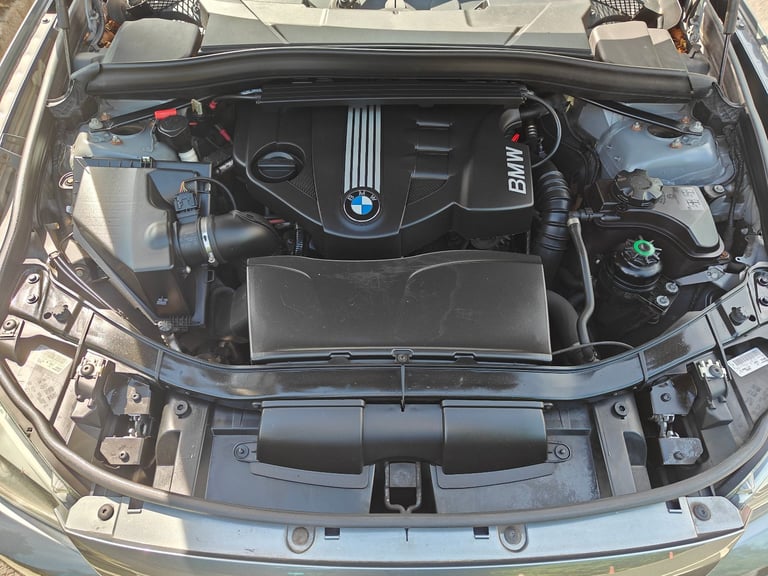 BMW, X1, Estate, 2011, Manual, 1995 (cc), 5 doors