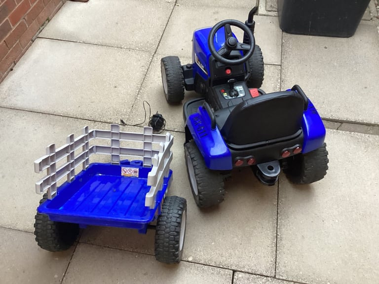 Kids Electric Ride-on Tractor with Trailer