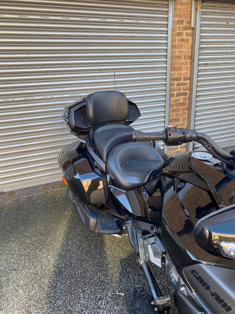 Can-Am SPYDER F3 Ltd 1330 ACE