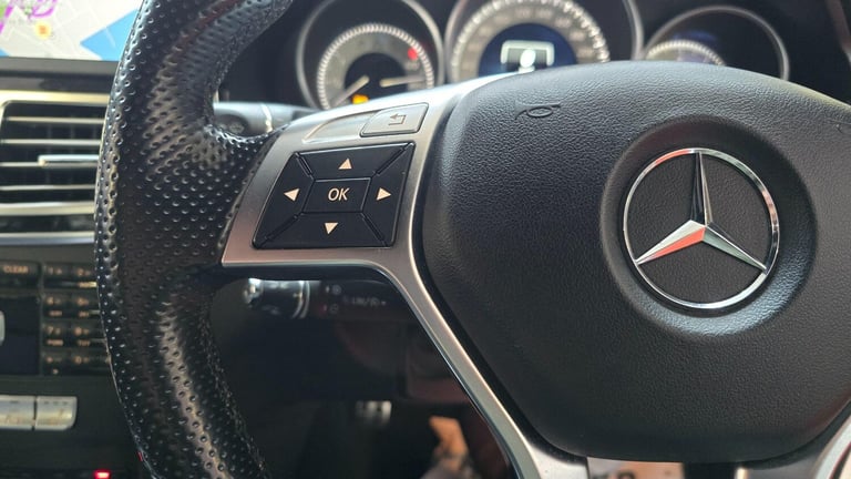  Mercedes-Benz E-Class 3.5 AUTO AMG LINE E350 AVANTGARDE Petrol Automatic