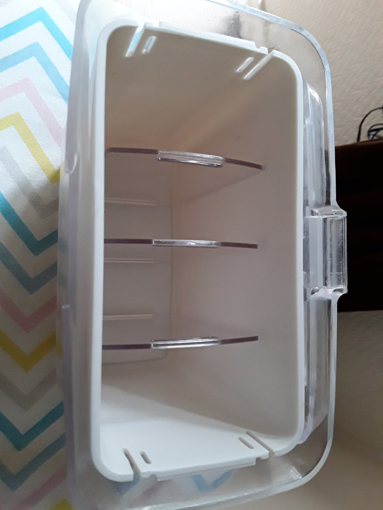 Cole & Mason Fresh Cut Kitchen Herb Keeper.  Good Used Condition