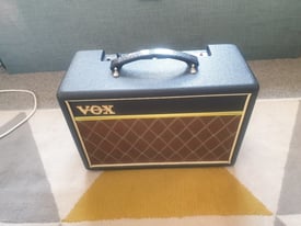 VOX Pathfinder 10 - 10W Electric Guitar Combo Amplifier excellent cond