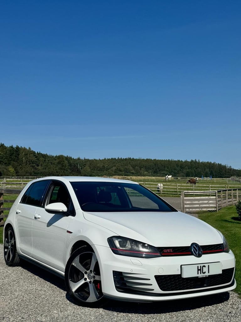 image for VOLKSWAGEN GOLF 2.0 TSI BlueMotion Tech GTI Performance 2013
