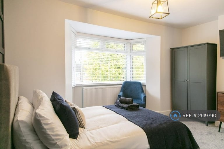 image for 1 bedroom in Rayleigh Road, Leigh-On-Sea, SS9 (#2619790)