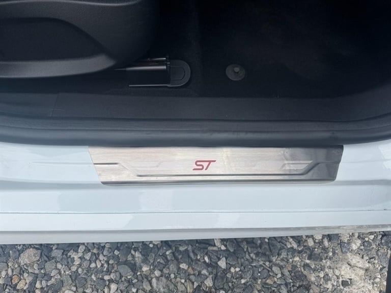 Ford Fiesta 1.0T EcoBoost MHEV ST-Line Edition Euro 6