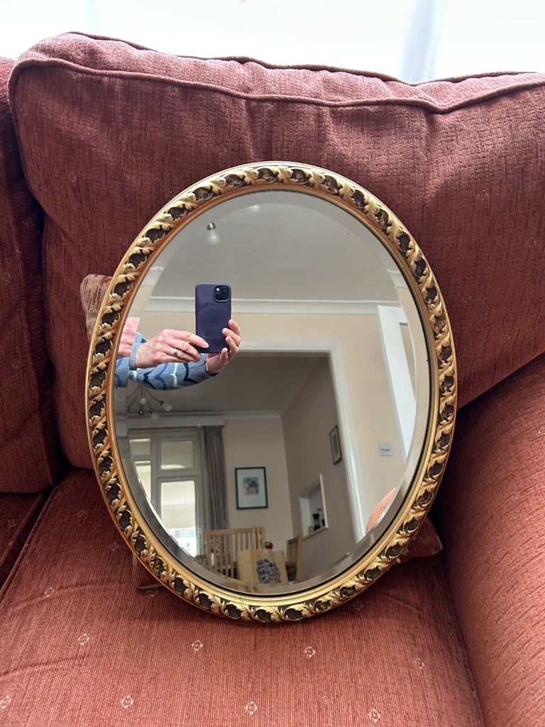 image for Oval Gilt Mirror