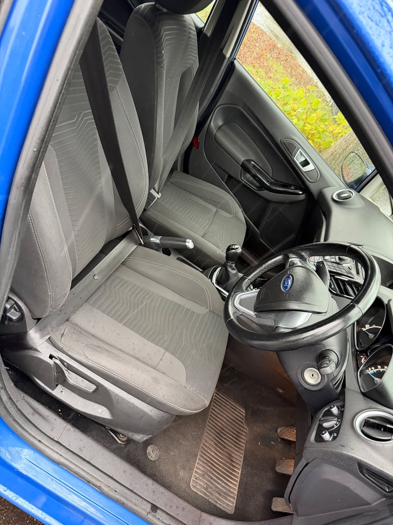 2013 Ford Fiesta Hatchback  Manual, 1498 (cc), 5 doors