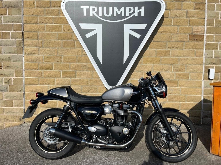 image for TRIUMPH STREET CUP