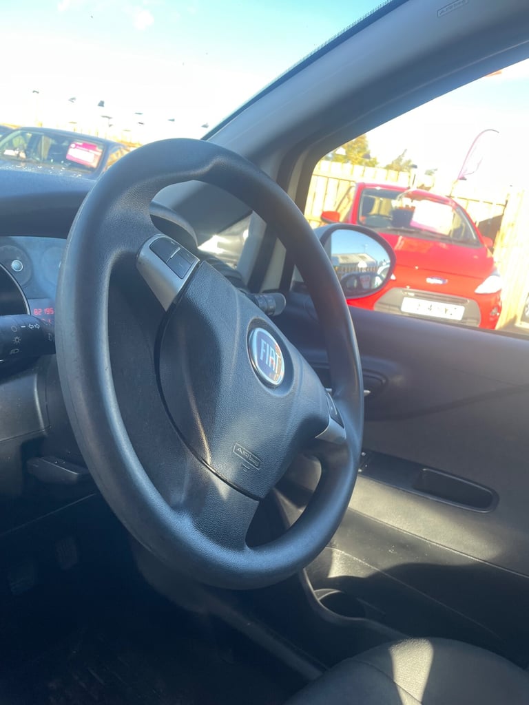 2014 Fiat Punto 1.2 Pop 5dr [Start Stop] HATCHBACK Petrol Manual