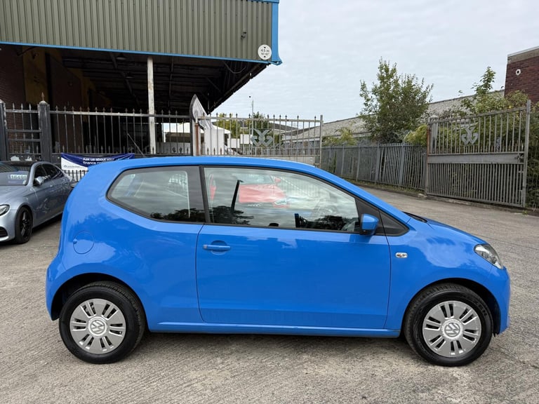 2014 Volkswagen up! 1.0 Move Up 3dr HATCHBACK PETROL Manual