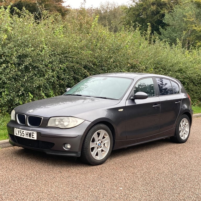 BMW 1 SERIES - AUTOMATIC - NEW MOT - ULEZ FREE - LEATHER INTERIOR