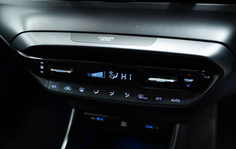 2023 23 HYUNDAI BAYON 1.0 T-GDI MHEV PREMIUM SUV 5DR PETROL HYBRID DCT EURO 6 (S