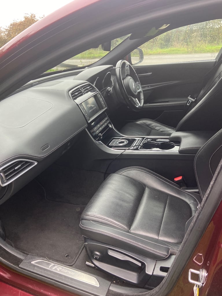 Jaguar, XE, Saloon, 2016, Other, 1999 (cc), 4 doors