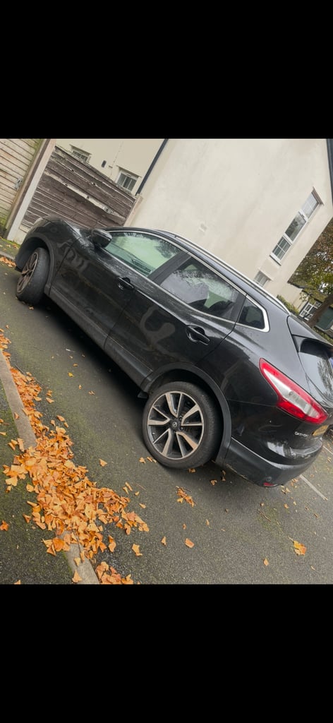 Nissan, QASHQAI, Hatchback, 2015, Manual, 1461 (cc), 5 doors