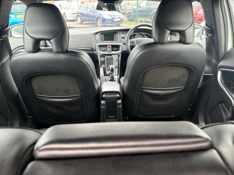 2014 Volvo V40 T3 R DESIGN 5dr HATCHBACK PETROL Manual