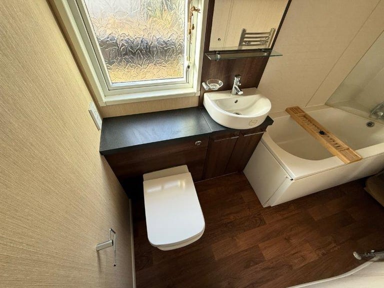 Static Caravan Swift Champagne 40x13 2bed DG/CH - Free UK Delivery 