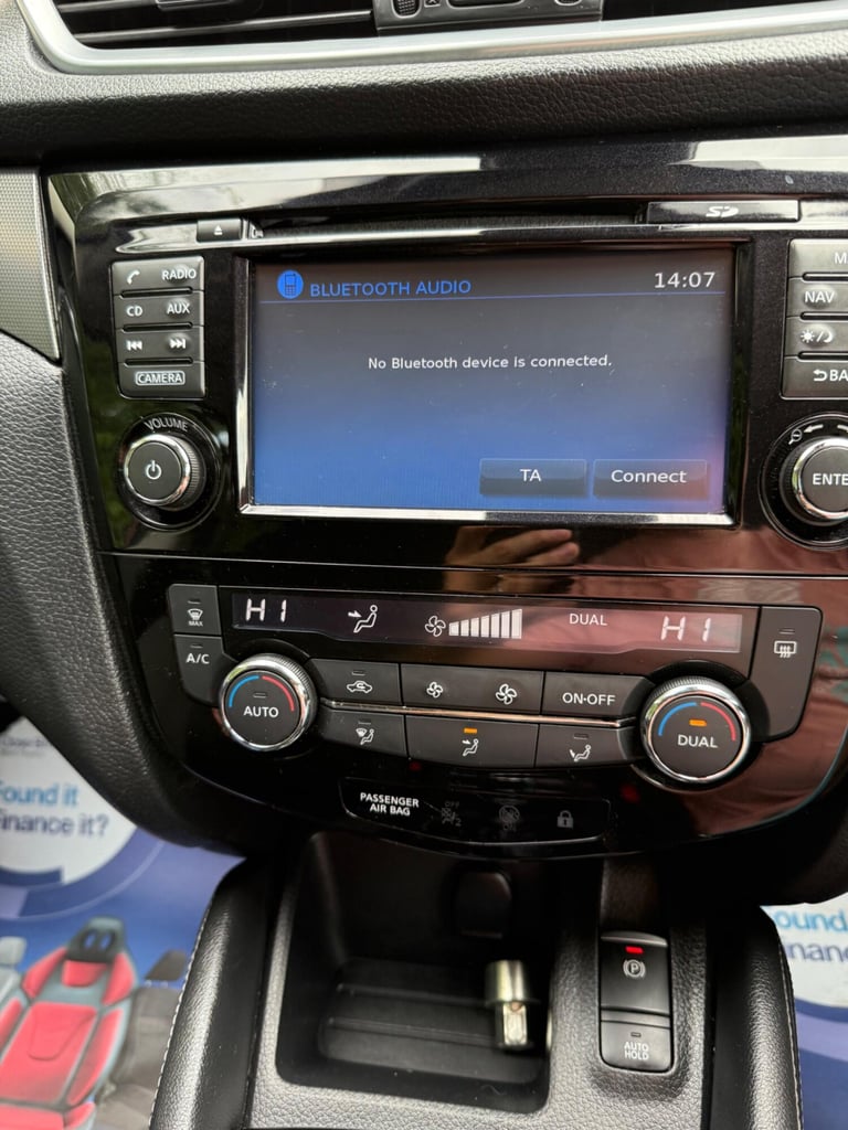 2018 Nissan Qashqai 1.5 dCi N-Connecta Euro 6 (s/s) 5dr HATCHBACK Diesel Manual