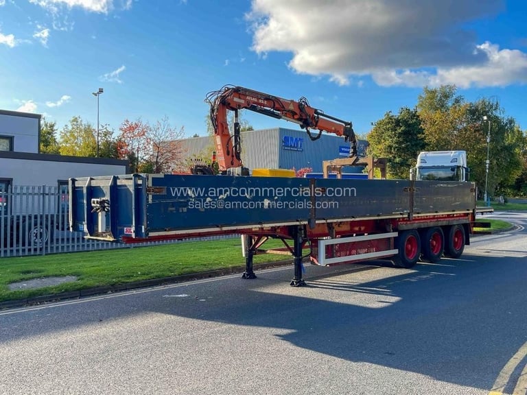 SDC CRANE MOUNTED DROPSIDE FLATBED BRICK GRAB