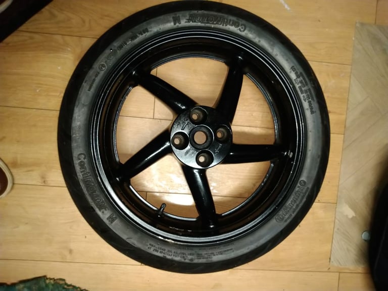 image for 100s of VFR 750 PARTS FOR SALE