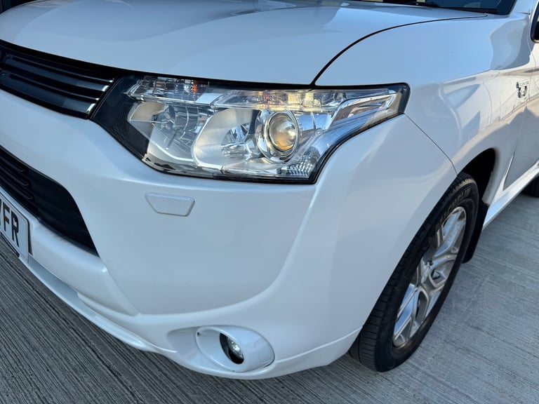2015 Mitsubishi Outlander 2.0 PHEV GX4hs 5dr Auto ESTATE Petrol Parallel Phev Automatic