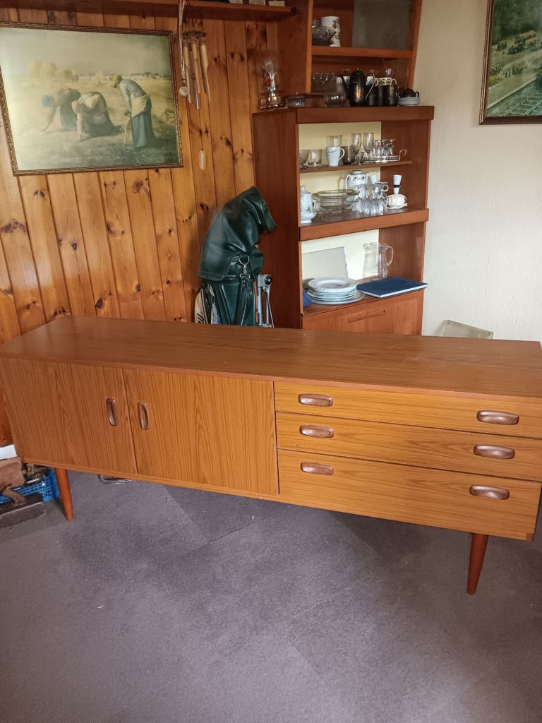 Schrieber vintage sideboard