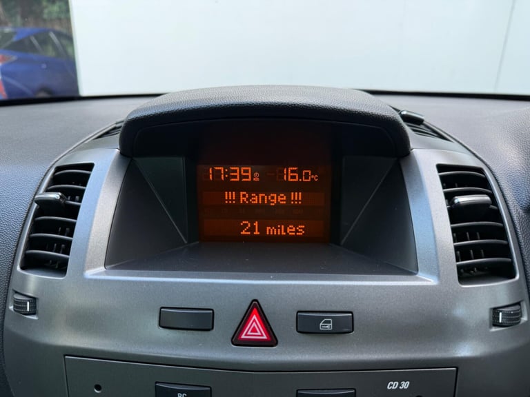 Vauxhall Zafira 1.6 Breeze Euro 4 5dr Petrol Manual - Image 43
