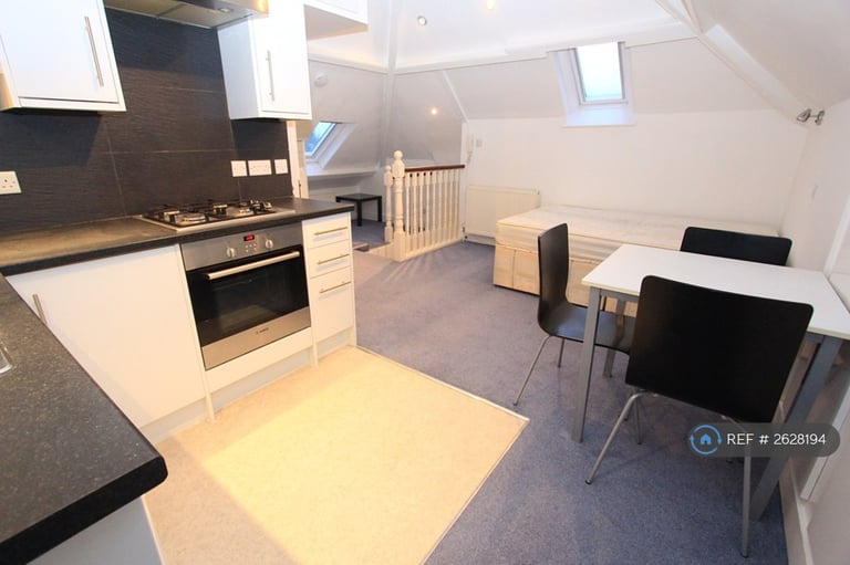 image for Studio flat in Willesden Green, London, NW2 (#2628194)