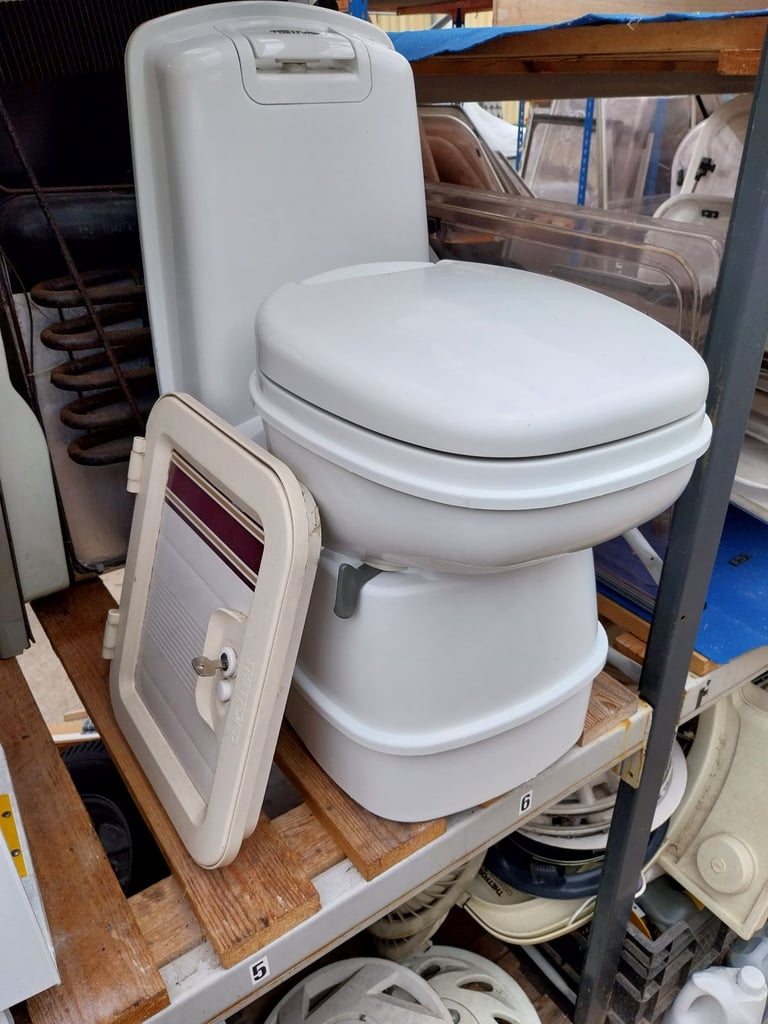 image for Thetford caravan cassette toilet 