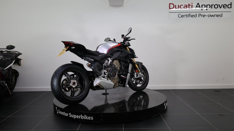 DUCATI STREETFIGHTER V4 SP - 2022 - 600 MILES