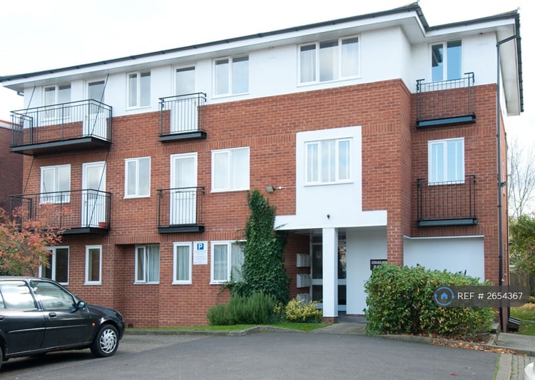 2 bedroom flat in Cedars House, Maidenhead, SL6 (2 bed) (#2654367)