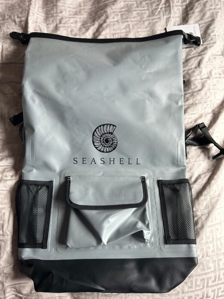 Dry Bag Seashell drybag/rucksack BNWT