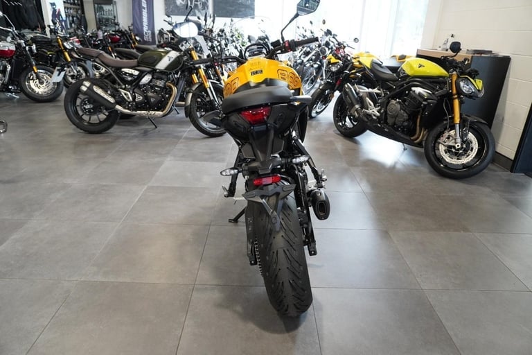Triumph Tiger Sport 800, 2025, Cosmic Yellow. IN STOCK NOW