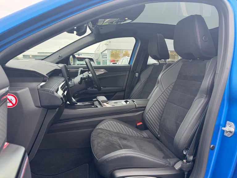 2025 Renault RAFALE E-Tech PHEV Atelier Alpine AWD 5dr Auto COUPE PETROL/ELECTRIC Automatic