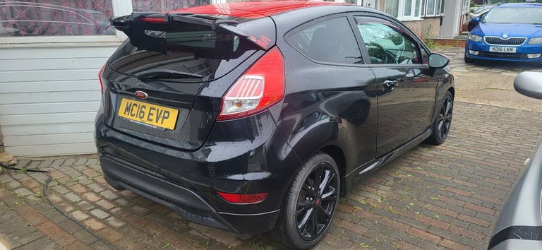 Ford, FIESTA, eco boost 2016, Manual, 998 (cc), 3 doors 140Bhp Fast and economical Quick Sale