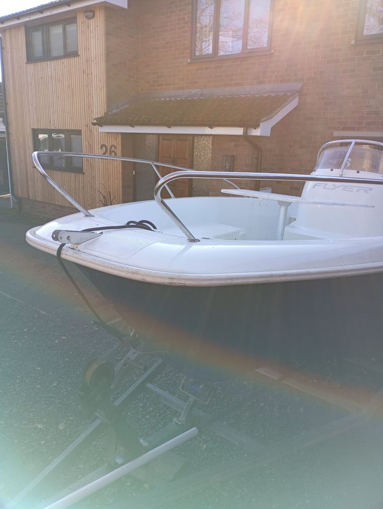 Beneteau 500 Flyer Sports Boat
