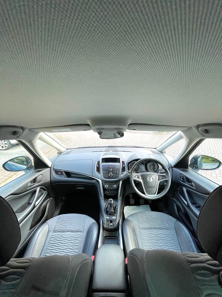 2014 VAUXHALL ZAFIRA TOURER SE CDTI 2.0 DIESEL 7 SEATER MPV BLUE