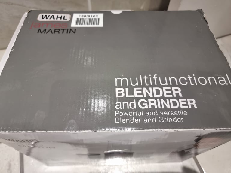 Multifunctional blender and grinder