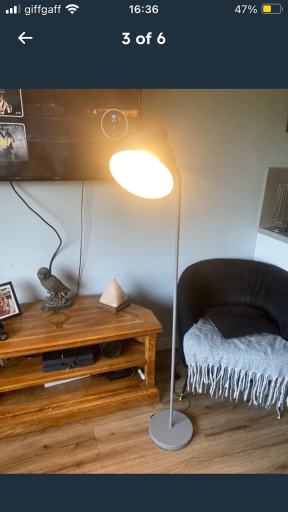5ft lamp with foot switch